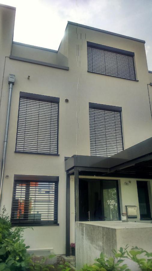 Privatzimmer Mit Balkon-Richtung Messe ฮันโนเวอร์ ภายนอก รูปภาพ
