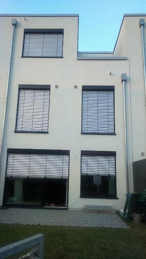 Privatzimmer Mit Balkon-Richtung Messe ฮันโนเวอร์ ภายนอก รูปภาพ