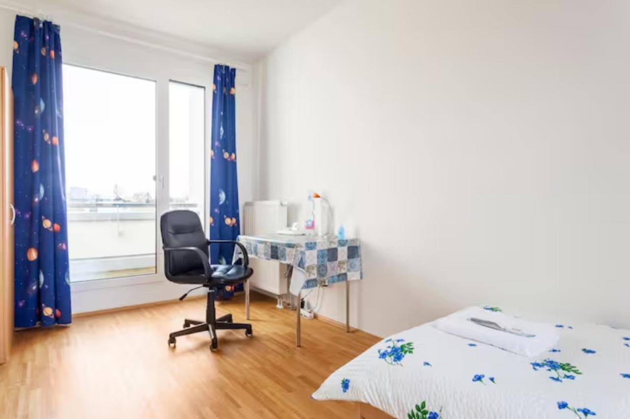 Privatzimmer Mit Balkon-Richtung Messe ฮันโนเวอร์ ภายนอก รูปภาพ