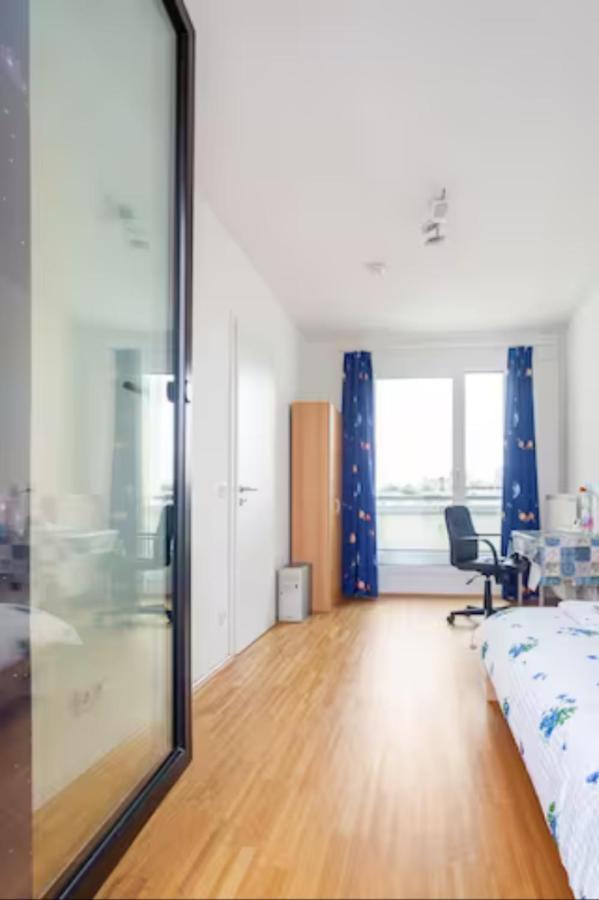 Privatzimmer Mit Balkon-Richtung Messe ฮันโนเวอร์ ภายนอก รูปภาพ